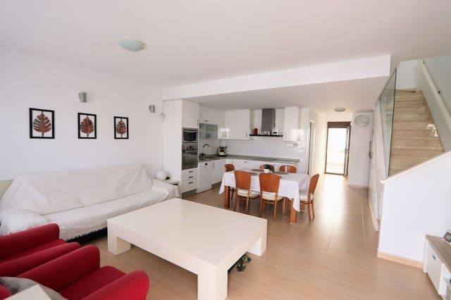 4 bedroom Villa for sale in Lo Pagan, San Pedro del Pinatar - € 280,000 (Ref: 9364080)