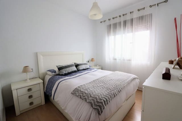 4 bedroom Villa for sale in Lo Pagan, San Pedro del Pinatar - € 280,000 (Ref: 9364080)