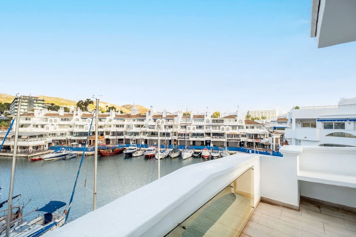 3 soverom Penthouse til salgs i Benalmadena - € 950 000 (Ref: 9364083)