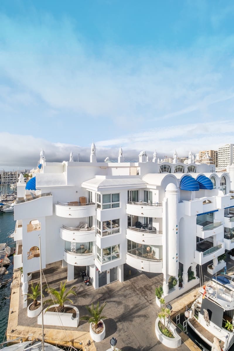 3 bedroom Penthouse for sale in Benalmadena - € 950,000 (Ref: 9364083)