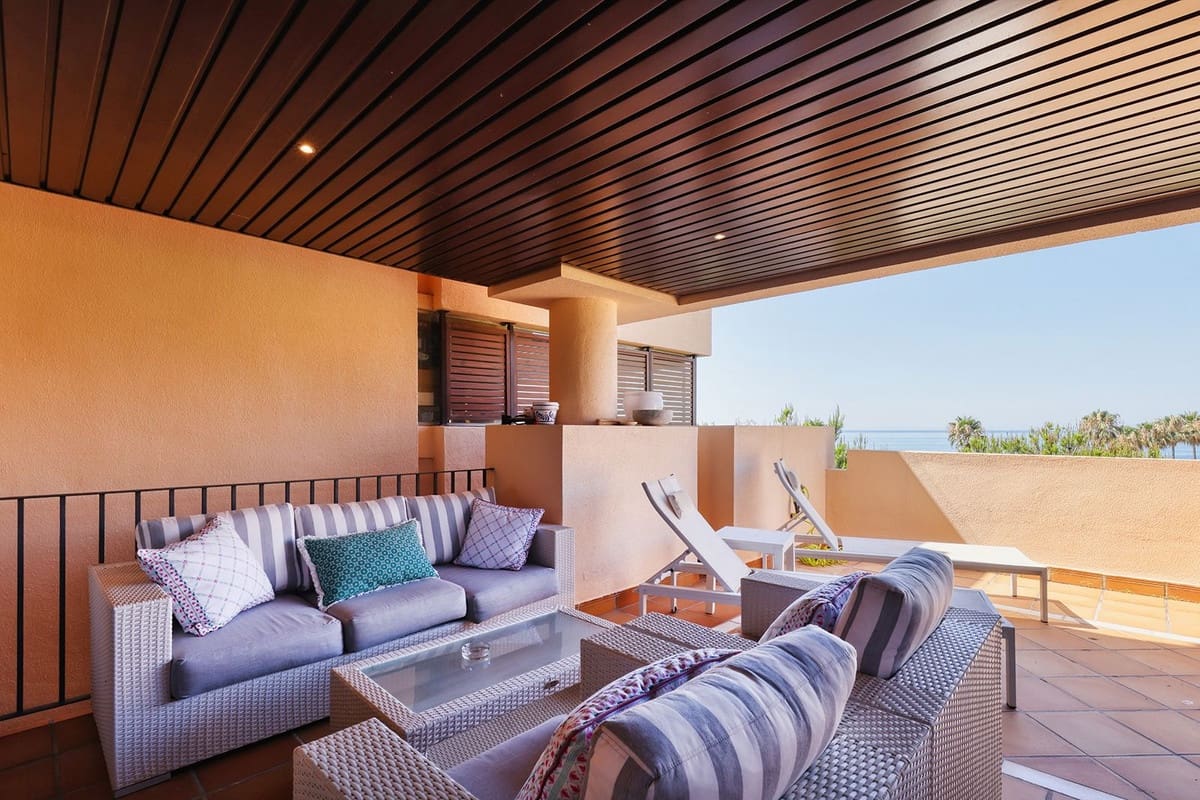 2 makuuhuone Huoneisto myytävänä paikassa Estepona - 769 000 € (Ref: 9364093)