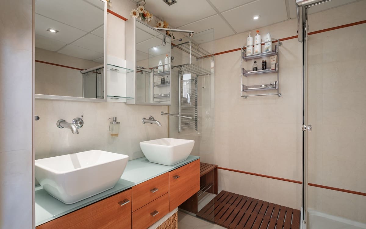 Chalet de 8 habitaciones en New Golden Mile en venta - 6.800.000 € (Ref: 9364096)