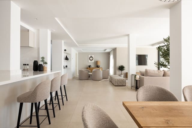 5 sovrum Villa till salu i El Rosario, Marbella - 3 295 000 € (Ref: 9364105)