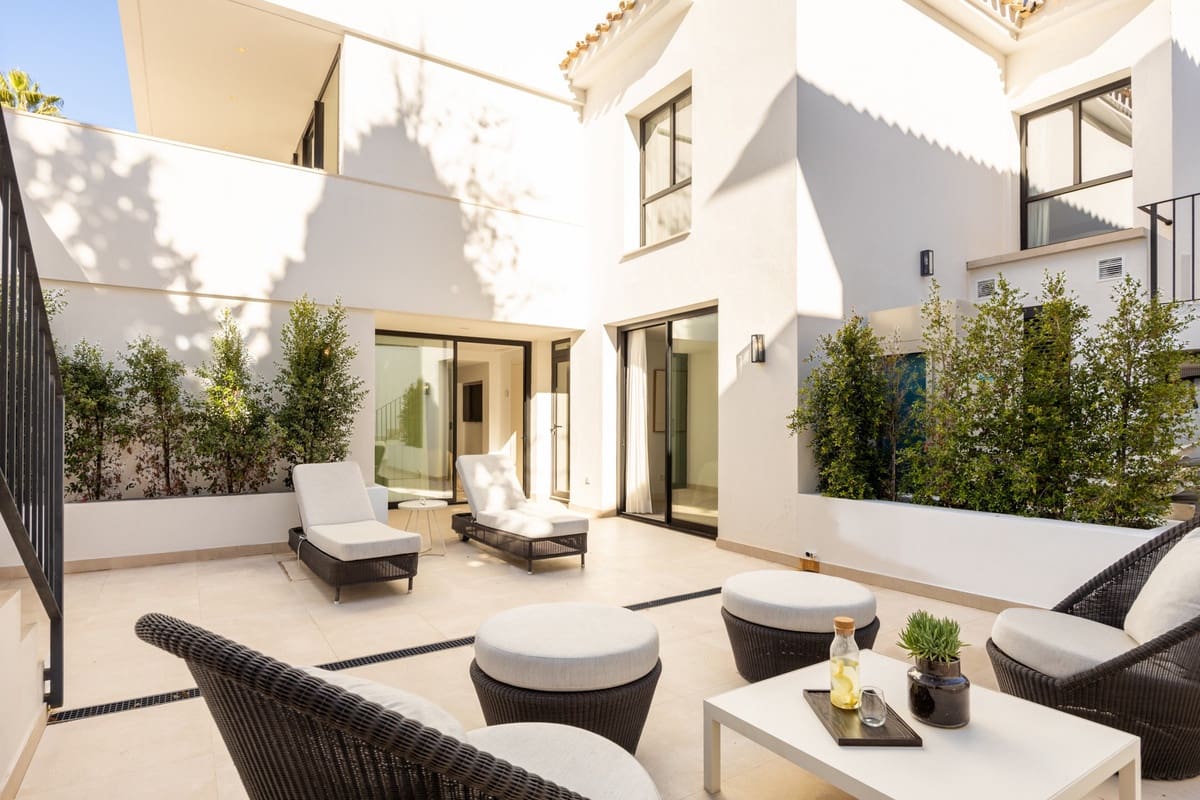 5 sovrum Villa till salu i El Rosario - 3 295 000 € (Ref: 9364105)