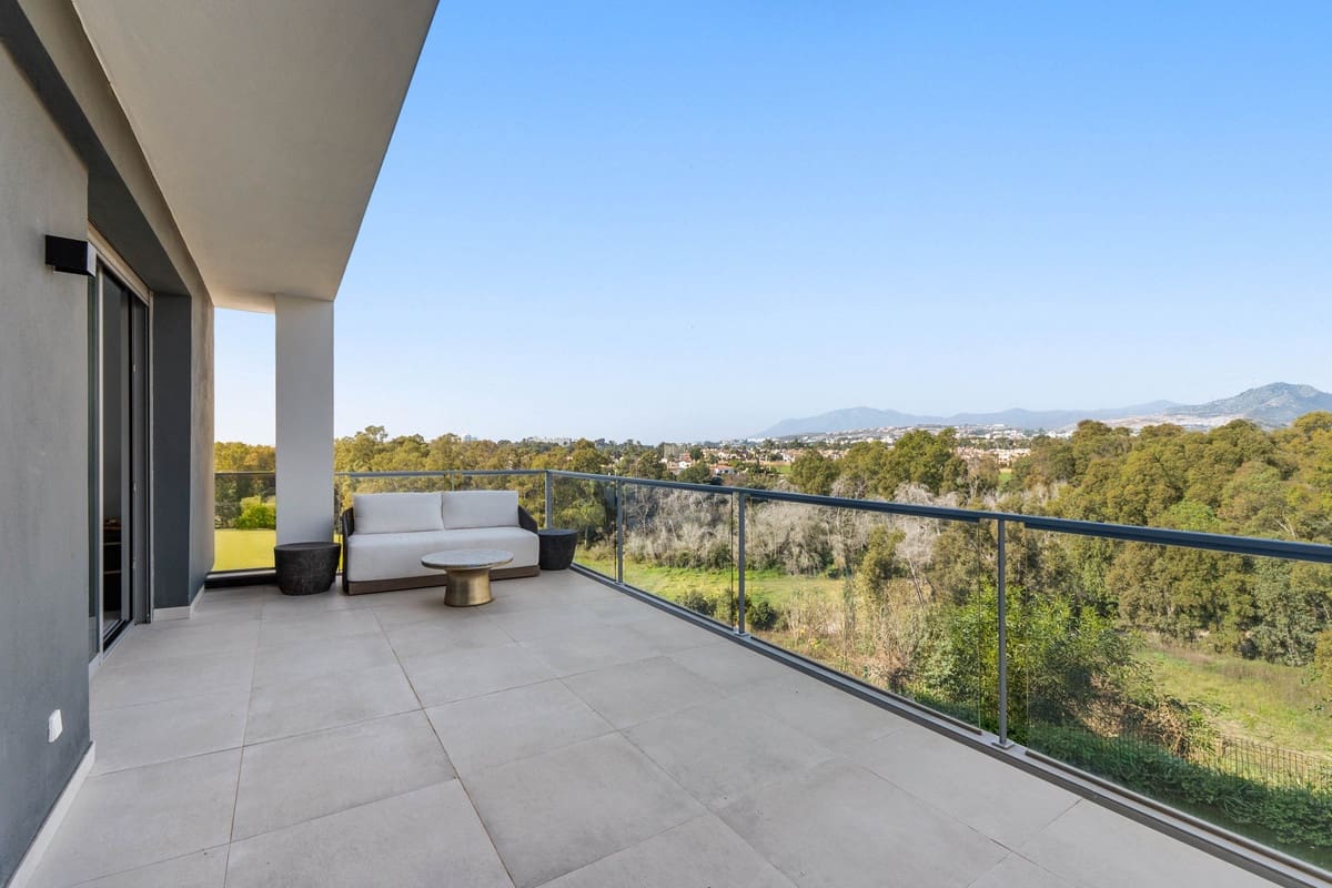 3 soverom Kjedet enebolig til salgs i Guadalmina - € 1 295 000 (Ref: 9364123)