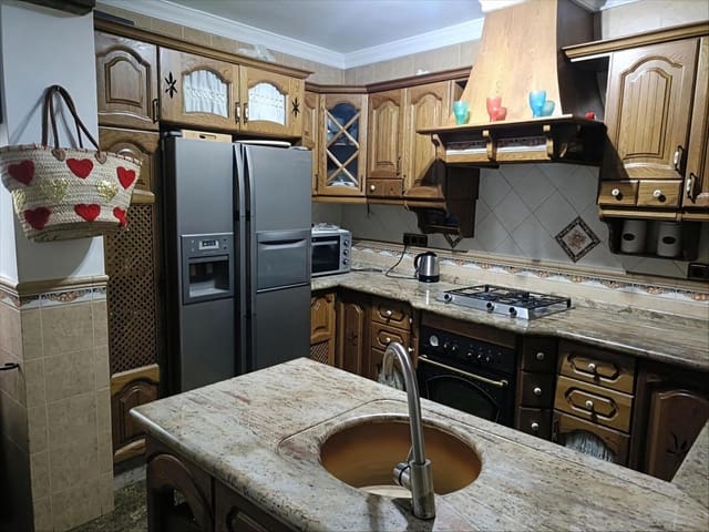 3 Zimmer Haus zu verkaufen in Coín - 269.000 € (Ref: 9364124)