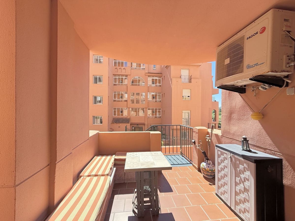 2 soveværelse Lejlighed til salg i La Duquesa / Puerto de la Duquesa - € 268.000 (Ref: 9364126)