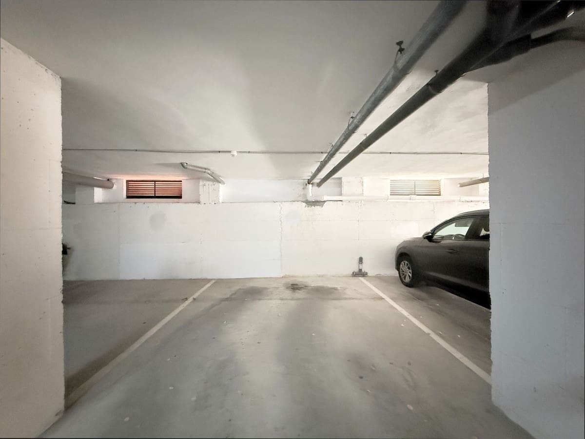 2 soveværelse Lejlighed til salg i La Duquesa / Puerto de la Duquesa - € 268.000 (Ref: 9364126)