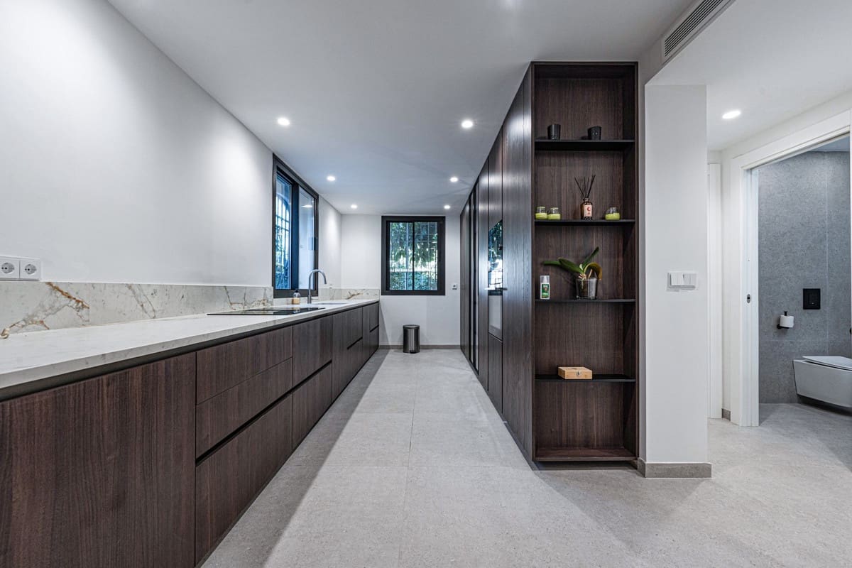 3 bedroom Apartment for sale in San Pedro de Alcantara - € 790,000 (Ref: 9364128)