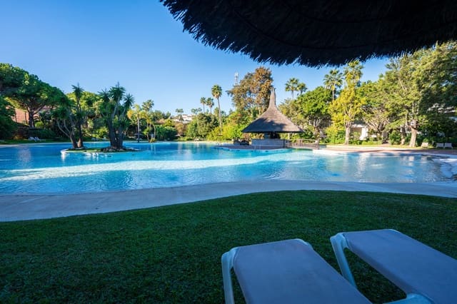 3 quarto Apartamento para venda em San Pedro de Alcantara, Marbella - 790 000 € (Ref: 9364128)