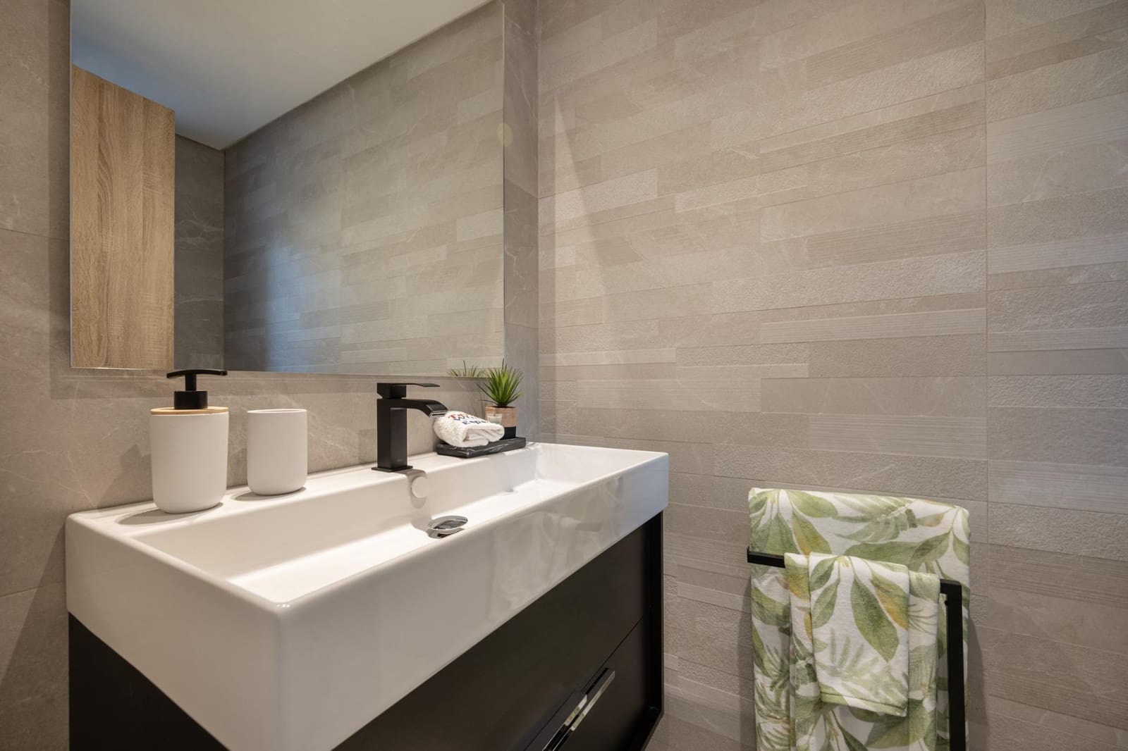 3 slaapkamer Huis te koop in Istan - € 620.000 (Ref: 9365699)