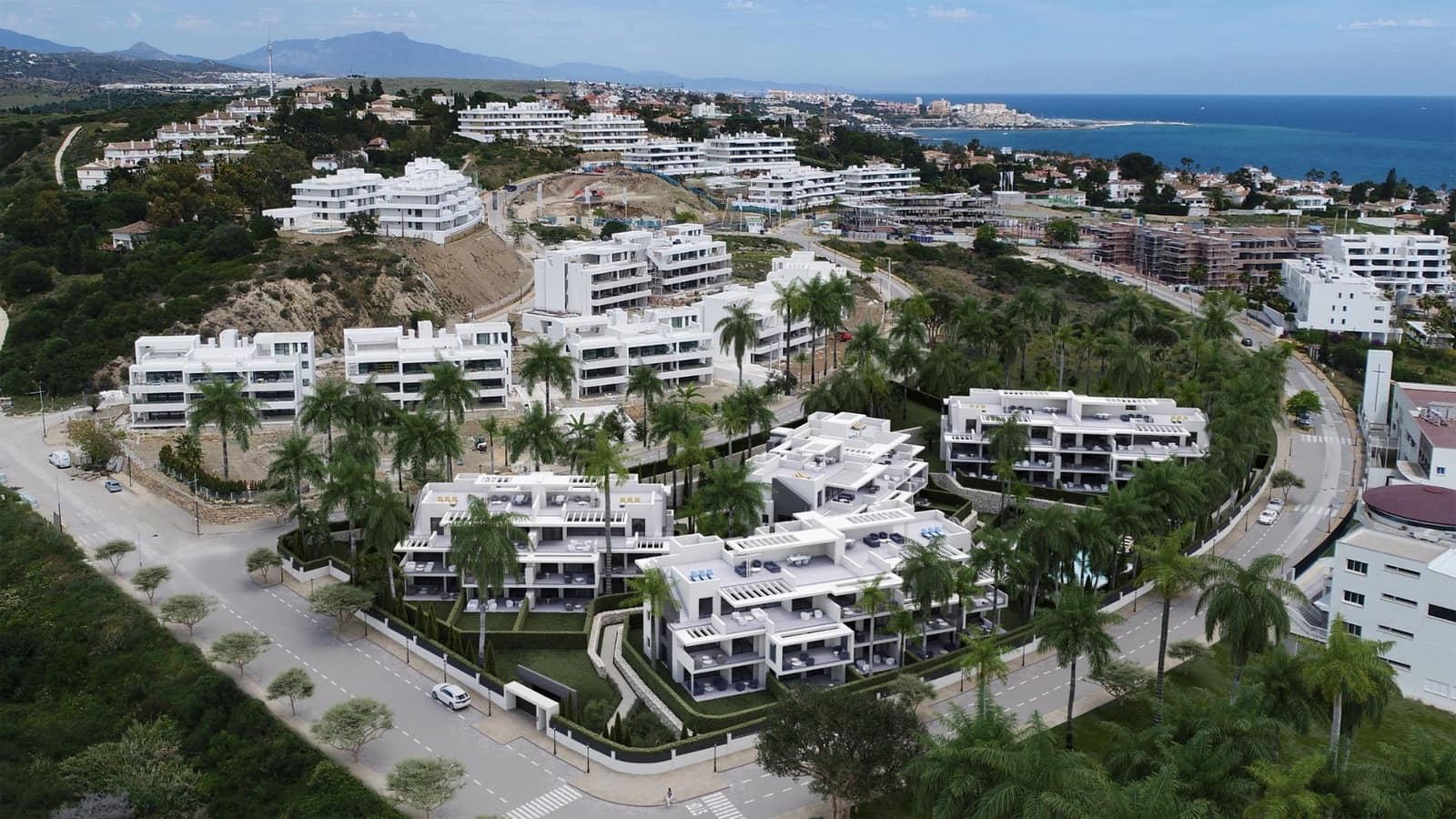 3 chambre Penthouse à vendre à Estepona - 850 000 € (Ref: 9365734)