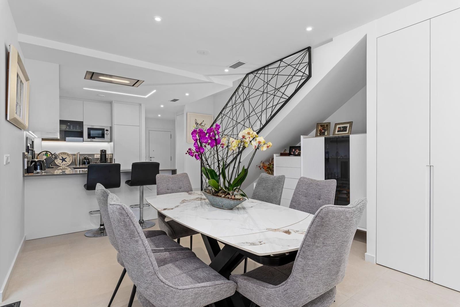 4 slaapkamer Halfvrijstaande villa te koop in Guardamar del Segura - € 507.050 (Ref: 9365763)