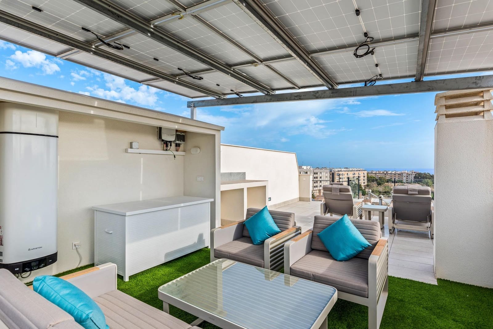 4 slaapkamer Halfvrijstaande villa te koop in Guardamar del Segura - € 507.050 (Ref: 9365763)