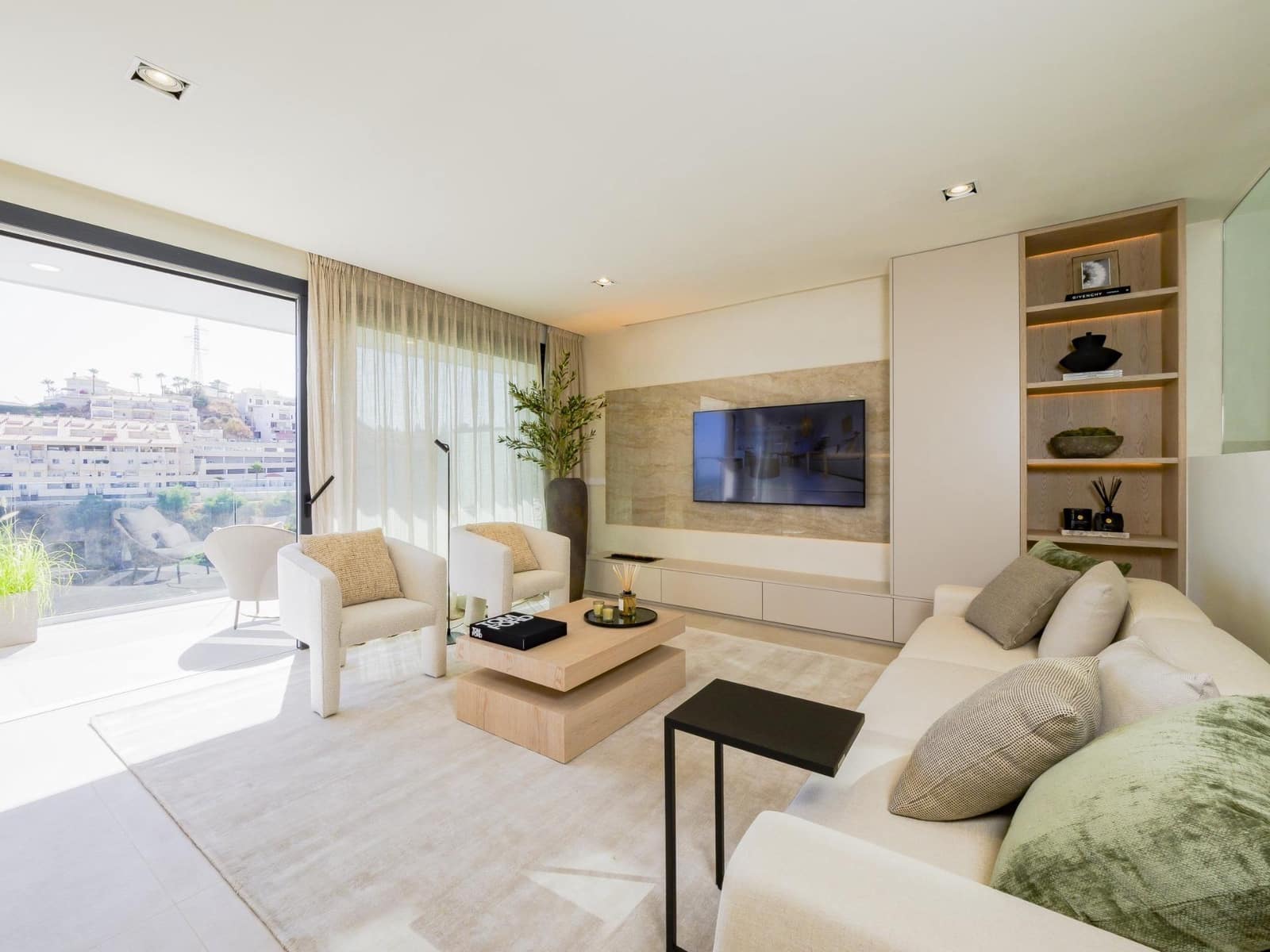 3 makuuhuone Omakotitalo myytävänä paikassa Fuengirola - 1 120 000 € (Ref: 9365823)