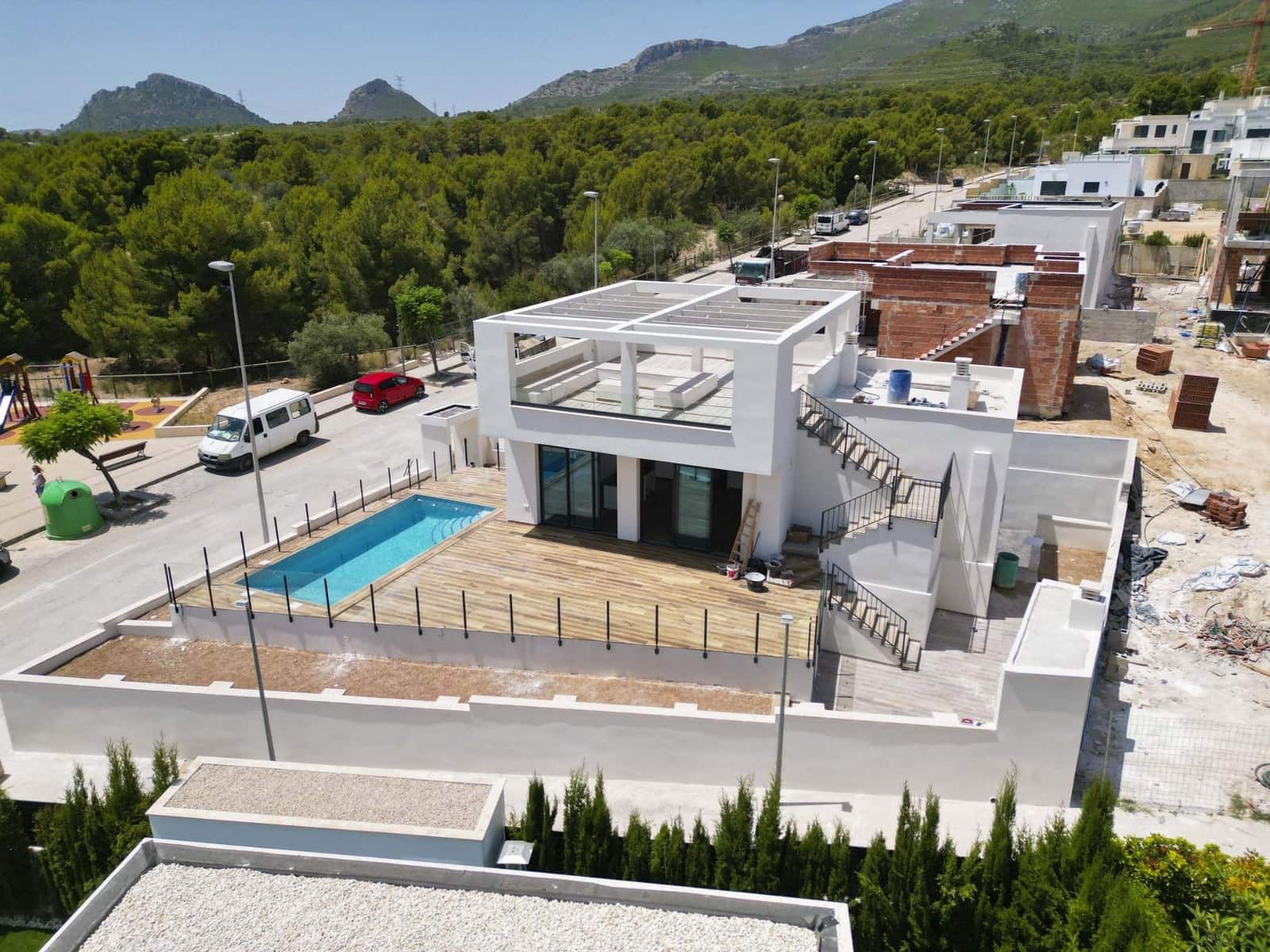 3 bedroom Villa for sale in Polop - € 720,000 (Ref: 9365863)