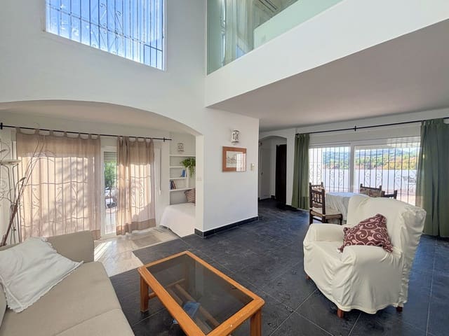 2 slaapkamer Finca/Landhuis te koop in Bahia de Casares, Casares - € 493.000 (Ref: 9371563)