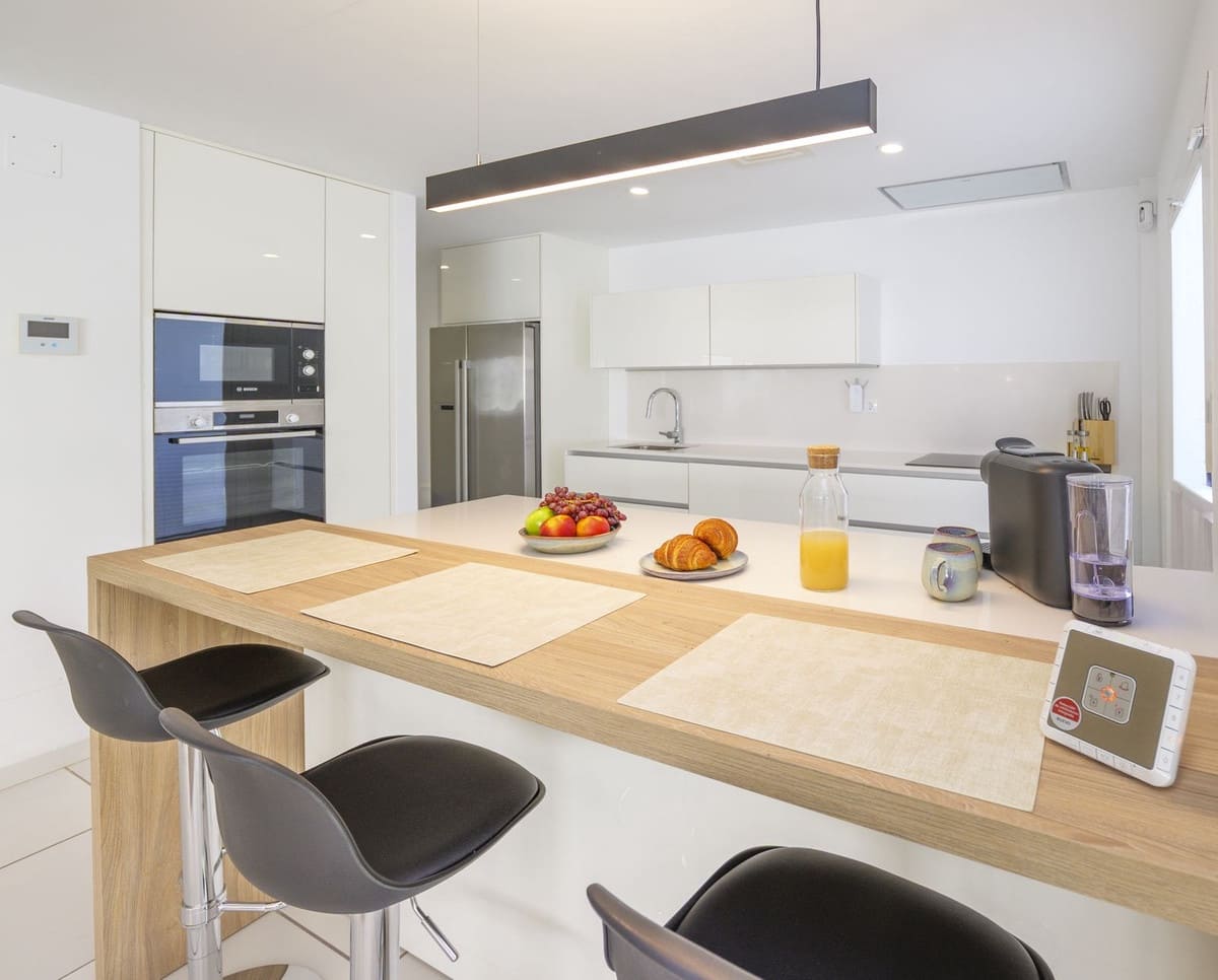 4 slaapkamer Finca/Landhuis te koop in Benalmadena - € 940.000 (Ref: 9371566)