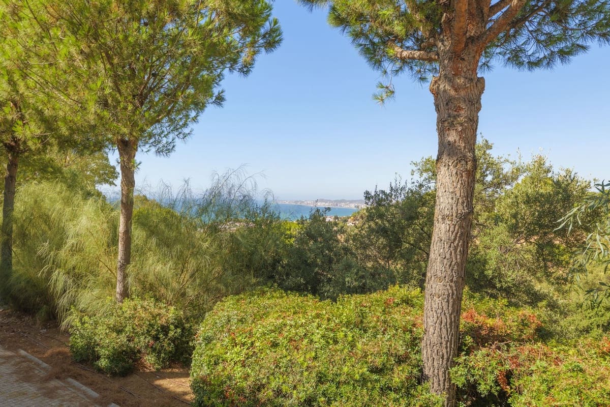 4 slaapkamer Finca/Landhuis te koop in Benalmadena - € 940.000 (Ref: 9371566)