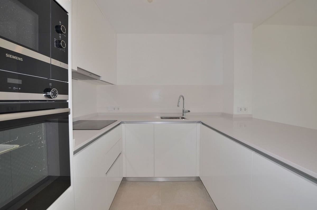 2 bedroom Penthouse for sale in Fuengirola - € 679,000 (Ref: 9371569)