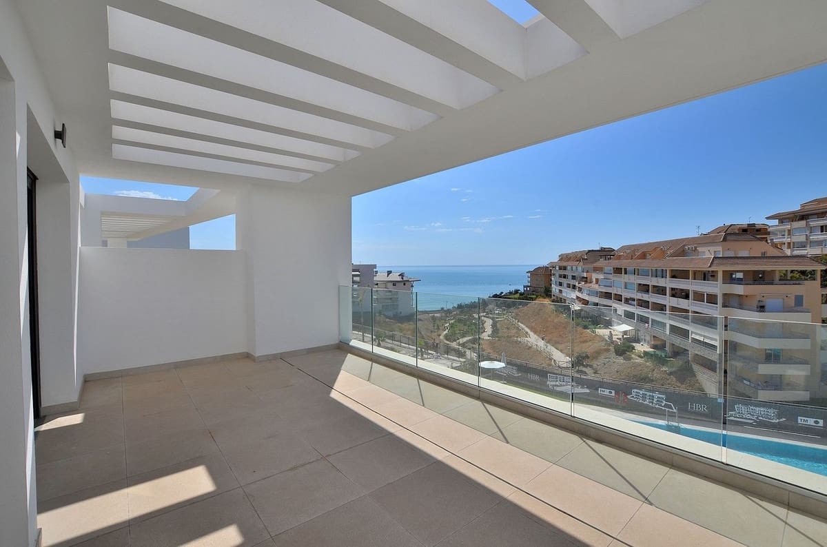 2 sypialnia Penthouse na sprzedaż w Fuengirola z garażem - 679 000 € (Ref: 9371569)