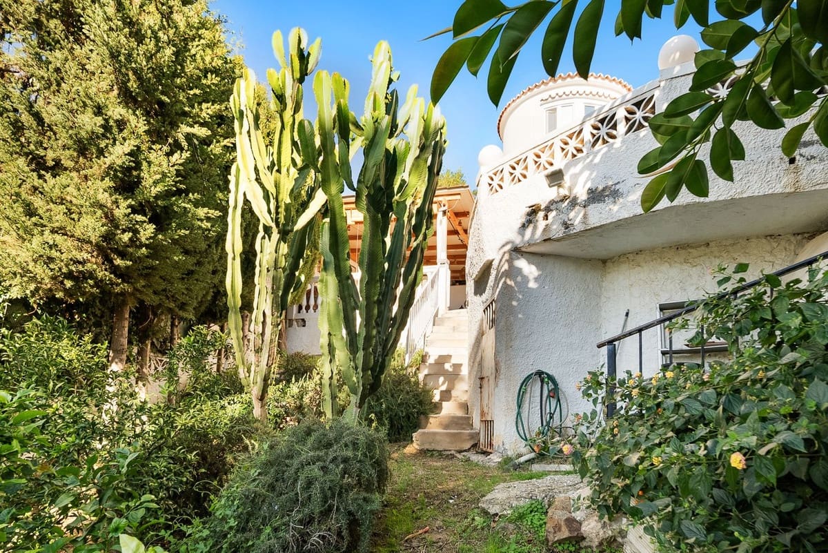 3 bedroom Villa for sale in Benalmadena - € 665,000 (Ref: 9371570)