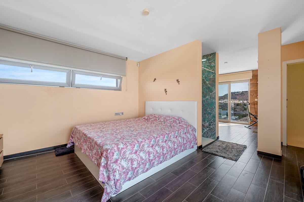 2 bedroom Villa for sale in Benijofar - € 435,000 (Ref: 9380182)