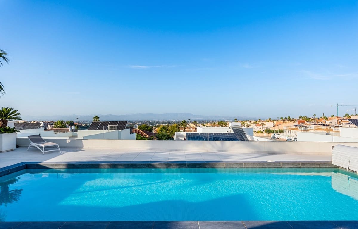 4 sypialnia Willa na sprzedaż w Benijofar - 699 000 € (Ref: 9380186)