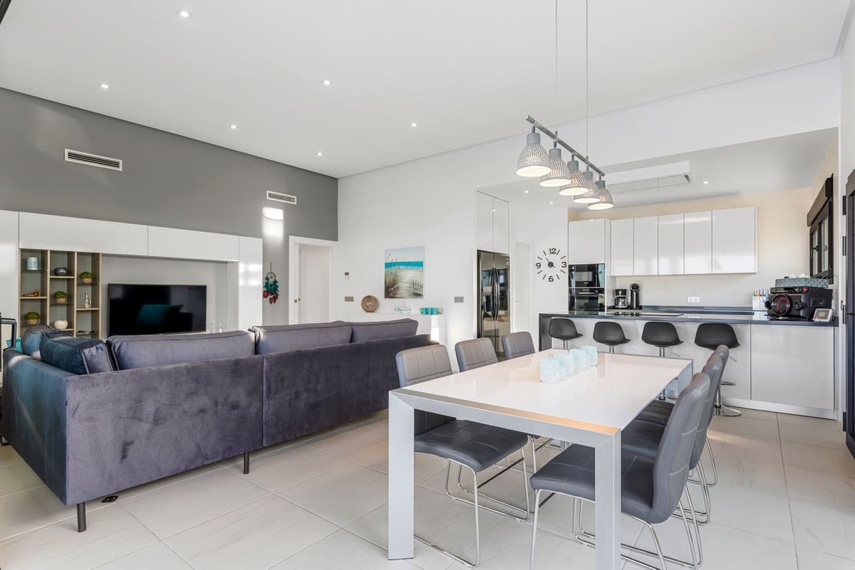 4 sypialnia Willa na sprzedaż w Benijofar - 699 000 € (Ref: 9380186)