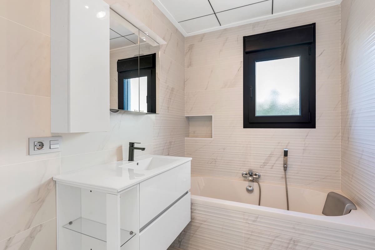 4 sypialnia Willa na sprzedaż w Benijofar - 699 000 € (Ref: 9380186)