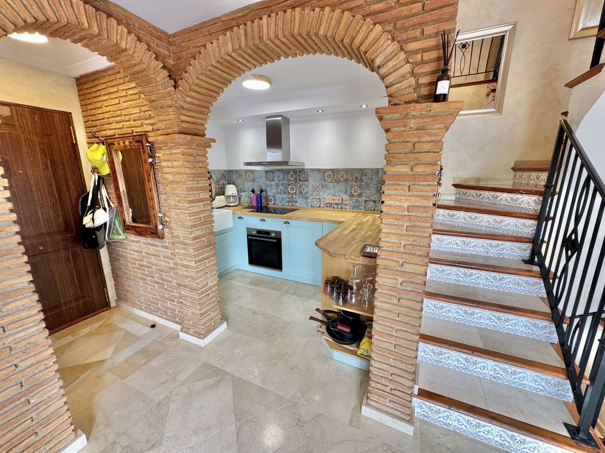 2 soveværelse Finca/Landehus til salg i Mijas Golf - € 385.000 (Ref: 9380199)