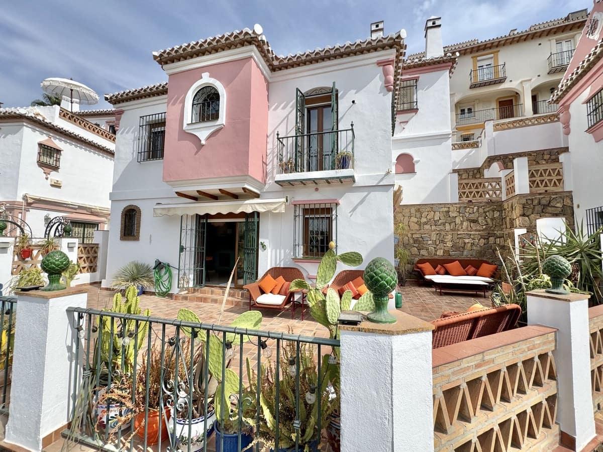 2 soveværelse Finca/Landehus til salg i Mijas Golf - € 385.000 (Ref: 9380199)