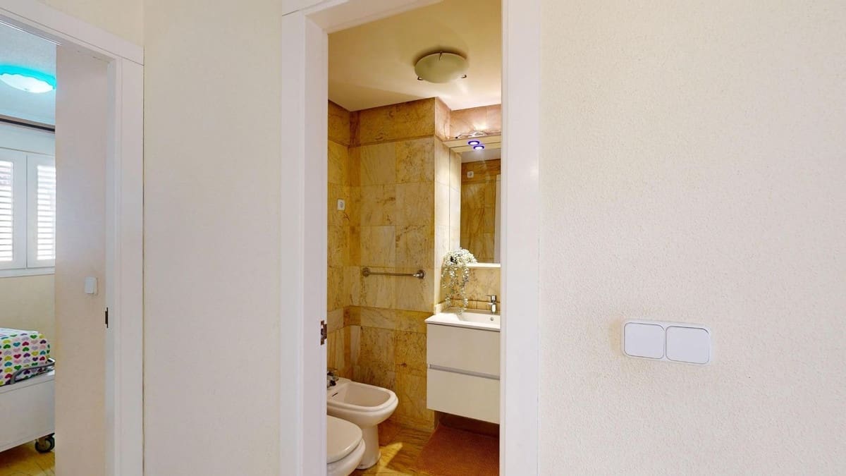 2 bedroom Apartment for sale in Campoamor - € 259,000 (Ref: 9380200)