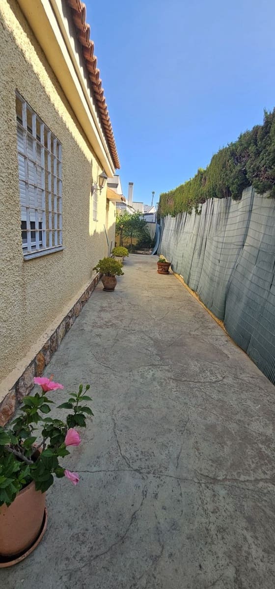 5 sypialnia Willa na sprzedaż w Campoamor - 779 000 € (Ref: 9380201)