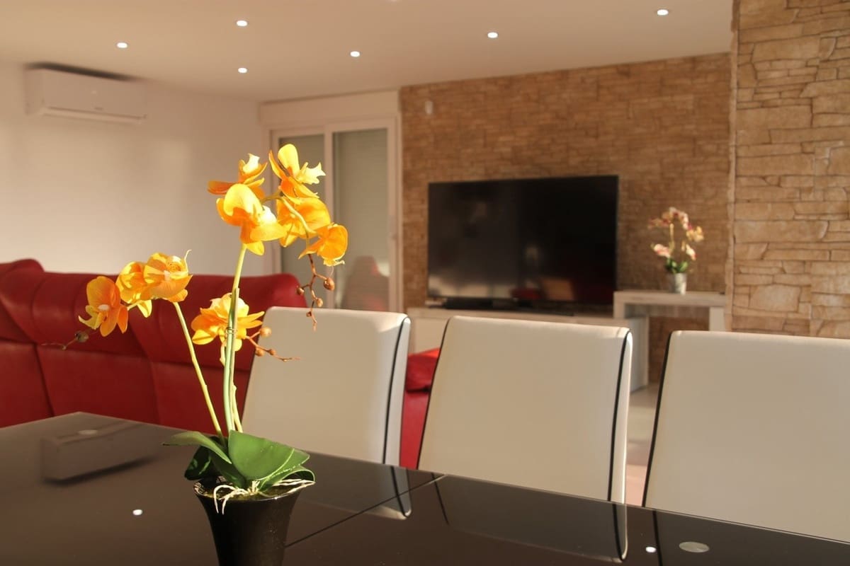 3 bedroom Villa for sale in Playa Honda - € 1,350,000 (Ref: 9380204)