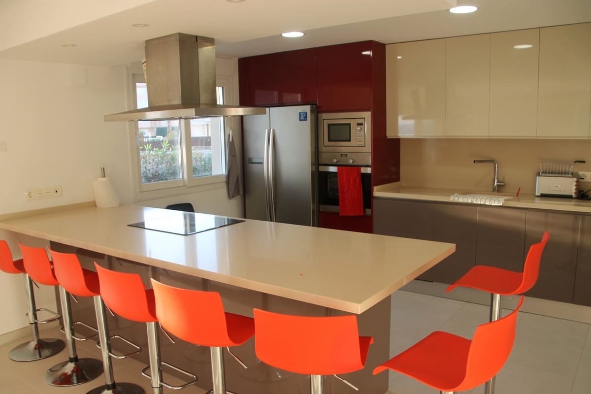 3 bedroom Villa for sale in Playa Honda - € 1,350,000 (Ref: 9380204)