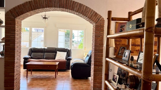 5 makuuhuone Huvila myytävänä paikassa Pueblo, Calpe / Calp - 732 000 € (Ref: 9380209)