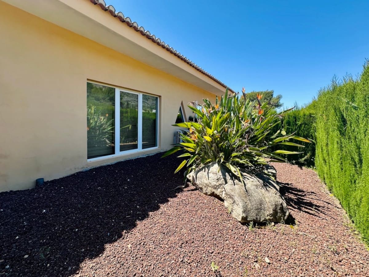 4 bedroom Villa for sale in Javea / Xabia - € 795,000 (Ref: 9380212)