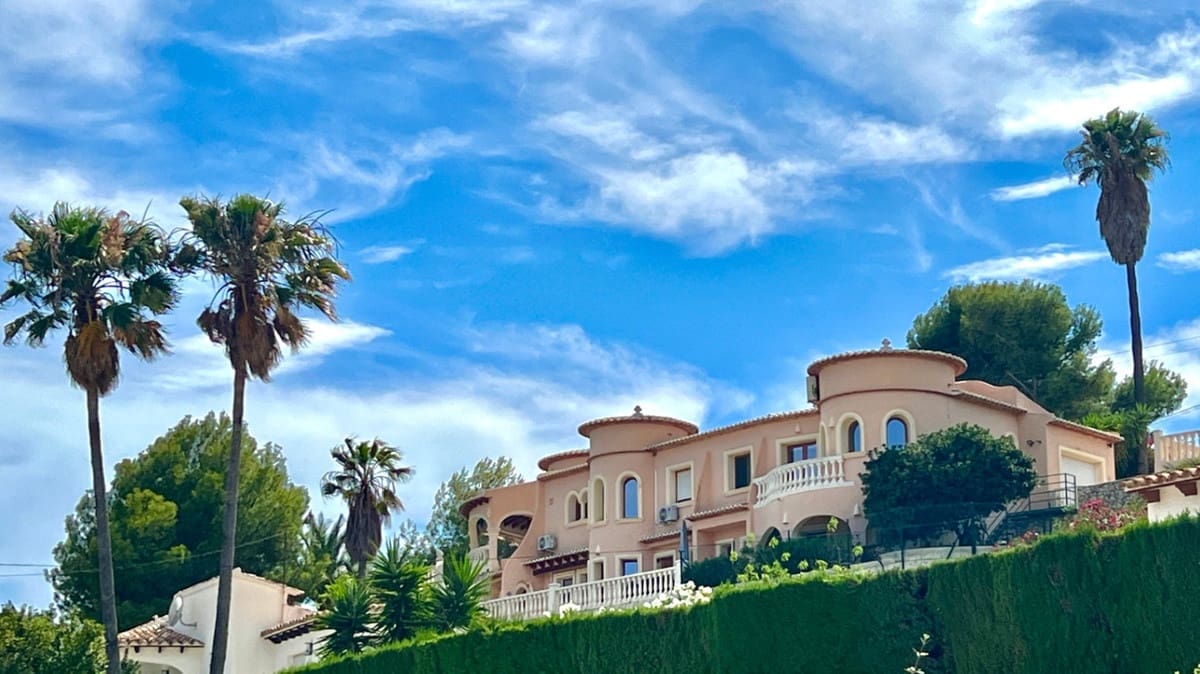 4 bedroom Villa for sale in Calpe / Calp - € 849,000 (Ref: 9380213)