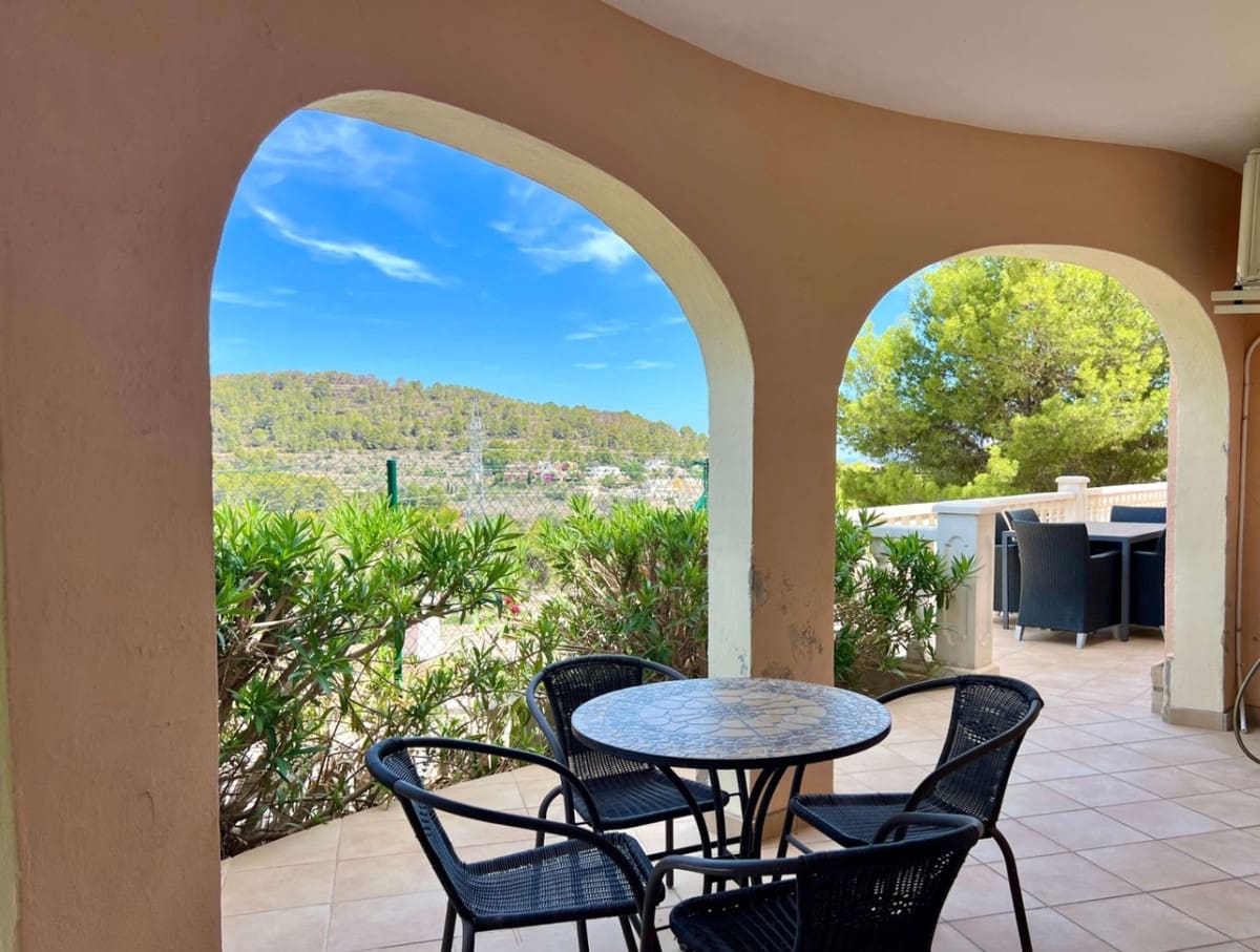 4 bedroom Villa for sale in Calpe / Calp - € 849,000 (Ref: 9380213)