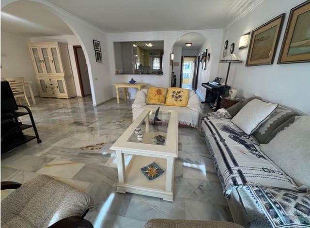 2 sovrum Lägenhet till salu i Casco Antiguo, Marbella - 650 000 € (Ref: 9380215)