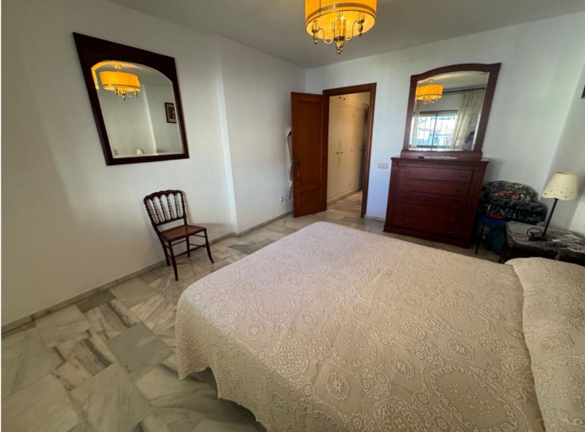 2 sovrum Lägenhet till salu i Marbella - 650 000 € (Ref: 9380215)