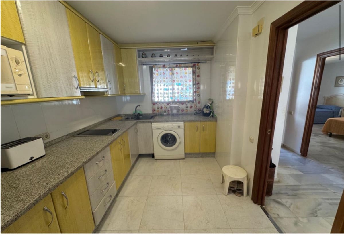 2 sypialnia Apartament na sprzedaż w Marbella - 650 000 € (Ref: 9380215)