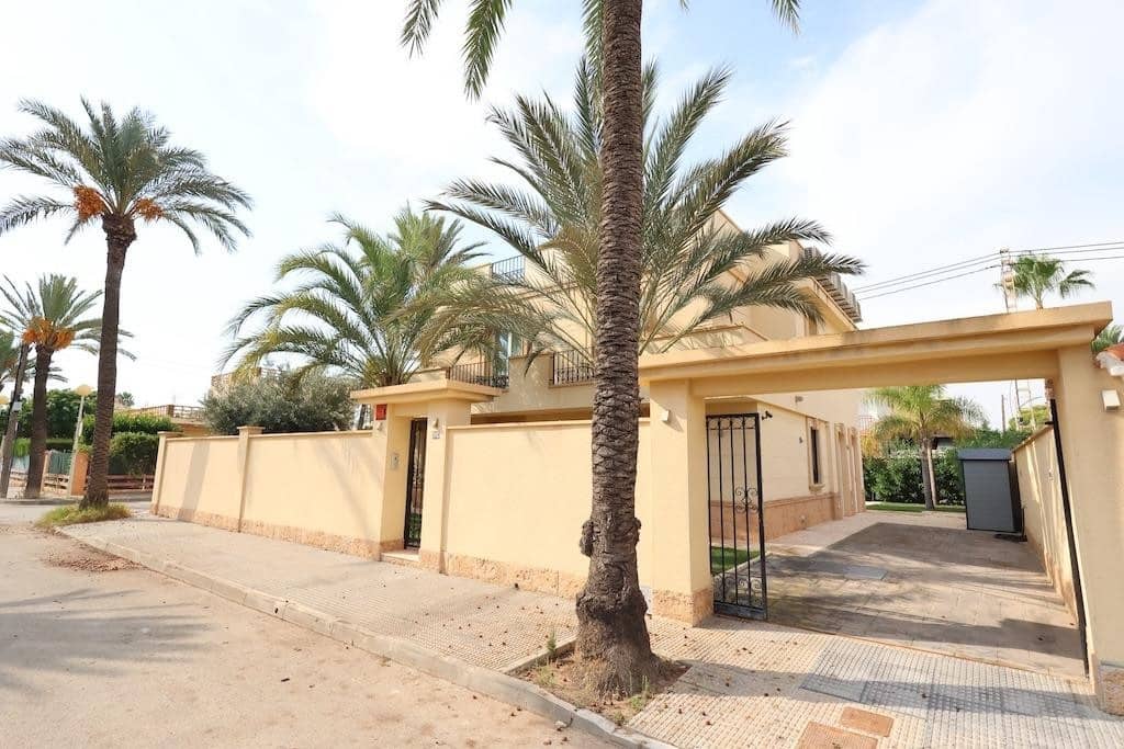 4 camera da letto Villa in vendita in Cabo Roig - 1.190.000 € (Rif: 9380221)