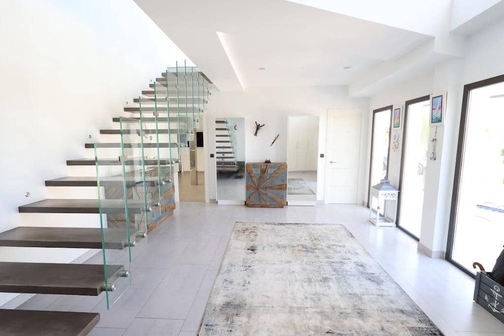 5 bedroom Villa for sale in Javea / Xabia - € 2,499,000 (Ref: 9380228)