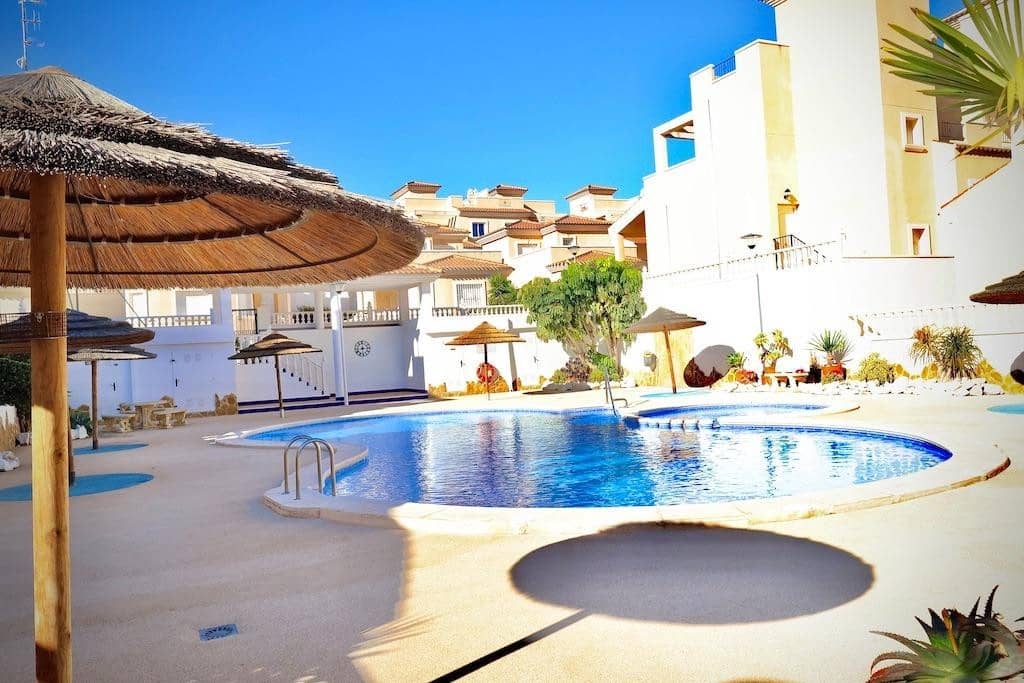 4 bedroom Villa for sale in San Miguel de Salinas - € 309,000 (Ref: 9380231)