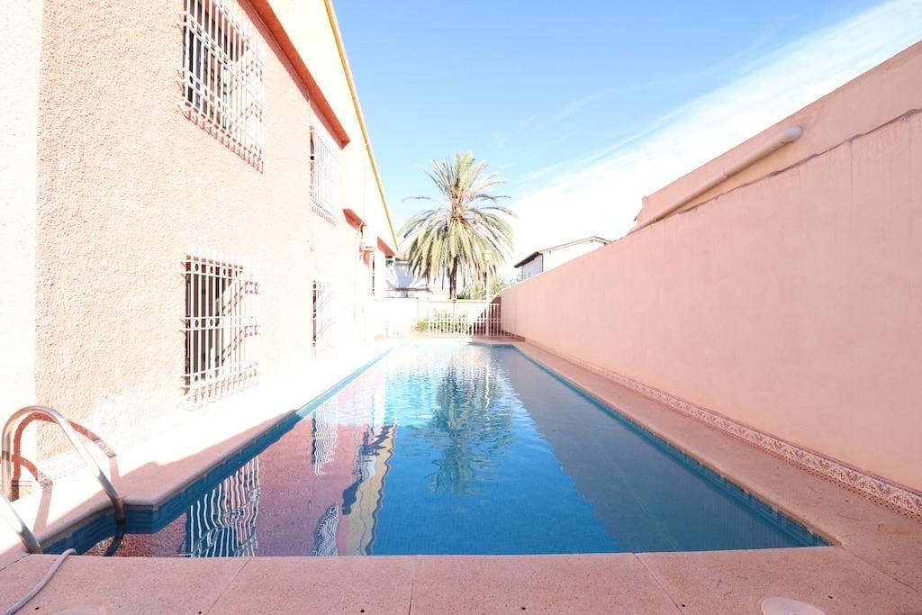 5 soveværelse Villa til salg i Cabo Roig - € 760.000 (Ref: 9380238)