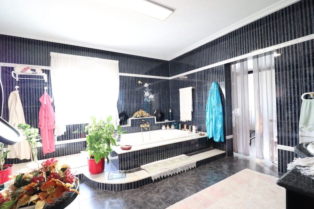 5 soveværelse Villa til salg i El Chaparral - € 780.000 (Ref: 9380240)