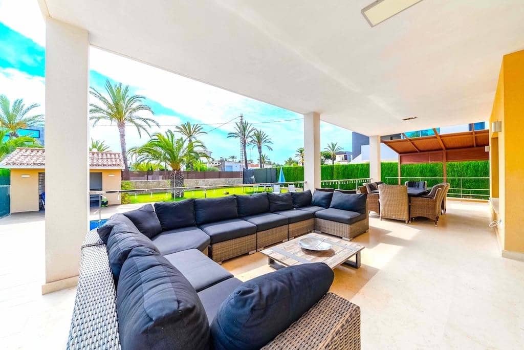 5 soveværelse Villa til salg i Cabo Roig - € 1.995.000 (Ref: 9380243)