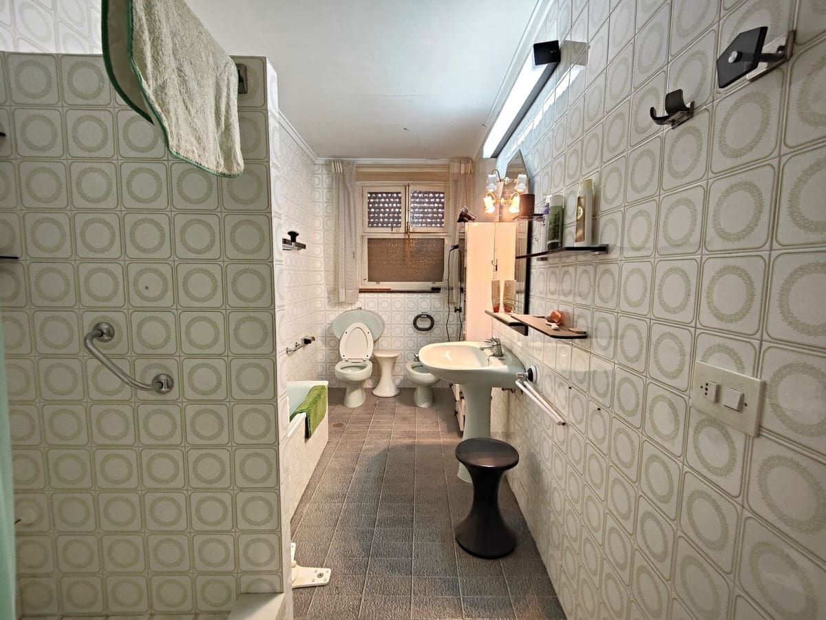 5 sypialnia Apartament na sprzedaż w Torrevieja - 299 000 € (Ref: 9380244)